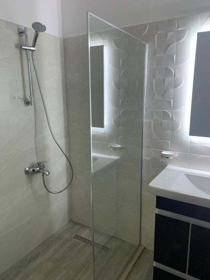 Vladimir Estate Homestay Gjirokaster