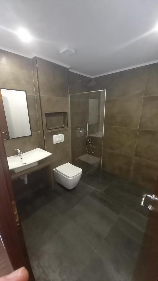 Vladimir Estate Gjirokaster