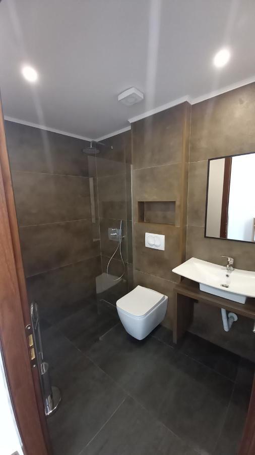 Vladimir Estate Homestay Gjirokaster