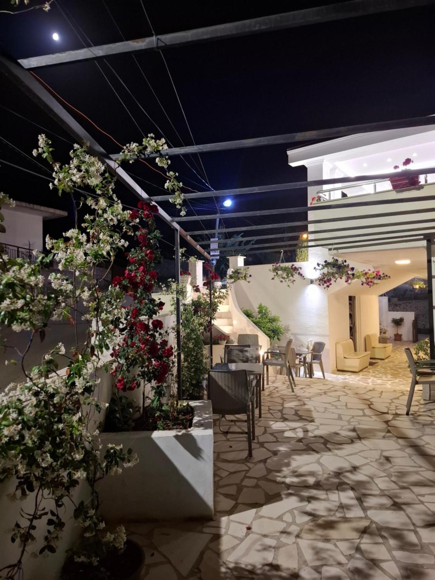 Vladimir Estate Homestay